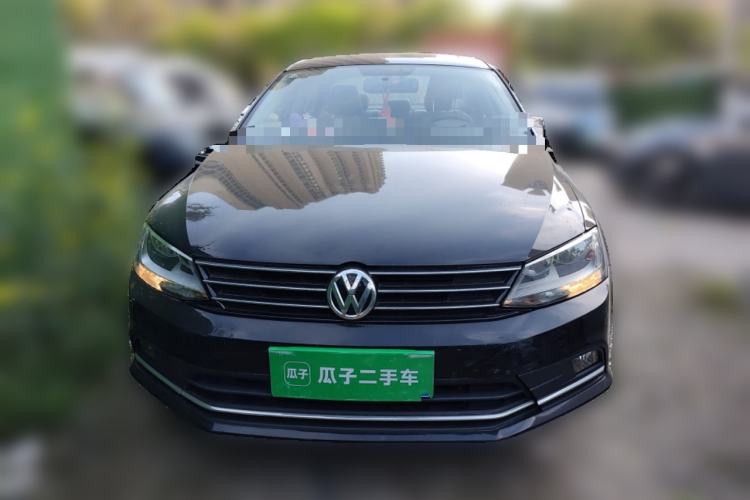 Used Volkswagen Sagitar 2015 230TSI Automatic Comfort Version Front
