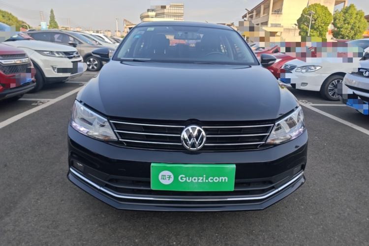 Used Volkswagen Sagitar 2015 1.6L Automatic Comfort Model Front