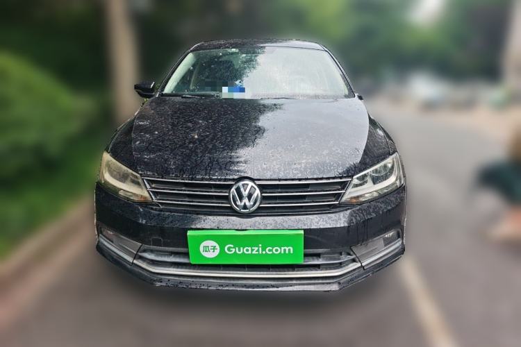 Used Volkswagen Sagitar 2015 1.6L Manual Comfort Model Front