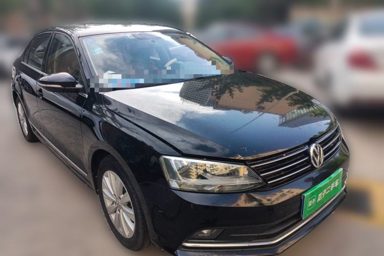 Used Volkswagen Sagitar 2015 1.6L Manual Comfort Model Front Right 45 Deg