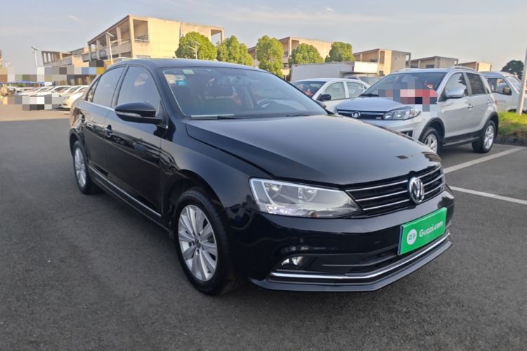 Used Volkswagen Sagitar 2015 1.6L Automatic Comfort Model Front Right 45 Deg