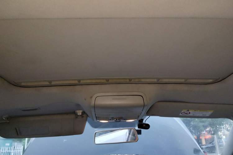 Used Volkswagen Sagitar 2015 1.6L Automatic Comfort Model Headliner