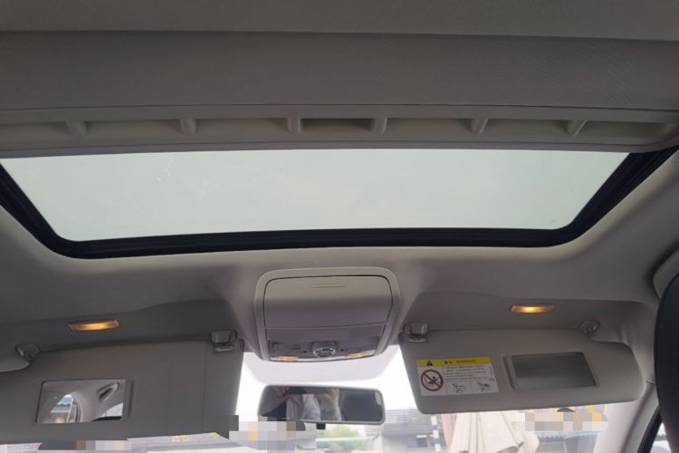 Used Volkswagen Sagitar 2015 1.6L Automatic Comfort Model Headliner