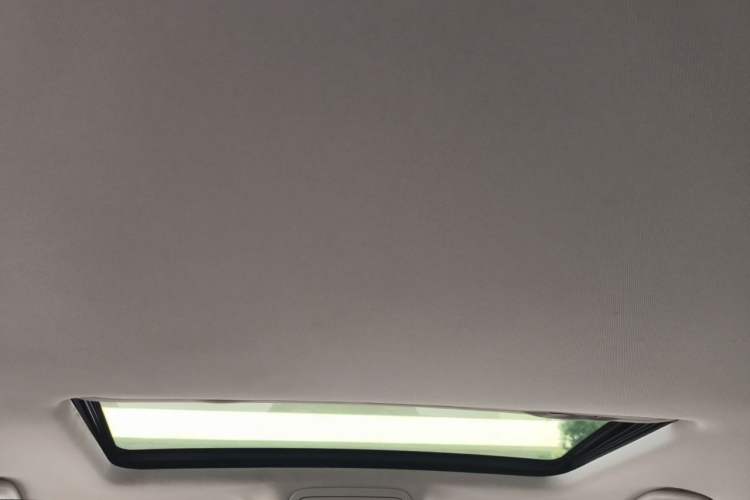 Used Volkswagen Sagitar 2015 1.6L Automatic Comfort Model Headliner