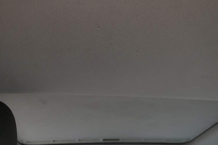 Used Volkswagen Sagitar 2015 230TSI Automatic Comfort Version Headliner