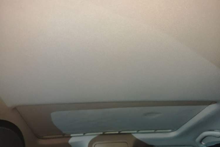 Used Volkswagen Sagitar 2015 1.6L Automatic Comfort Model Headliner