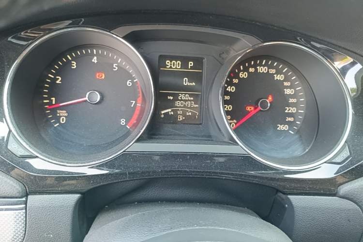 Used Volkswagen Sagitar 2015 1.6L Automatic Comfort Model Instrument Cluster