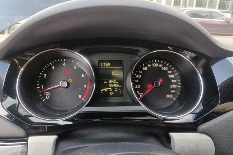 Used Volkswagen Sagitar 2015 1.6L Manual Comfort Model Instrument Cluster