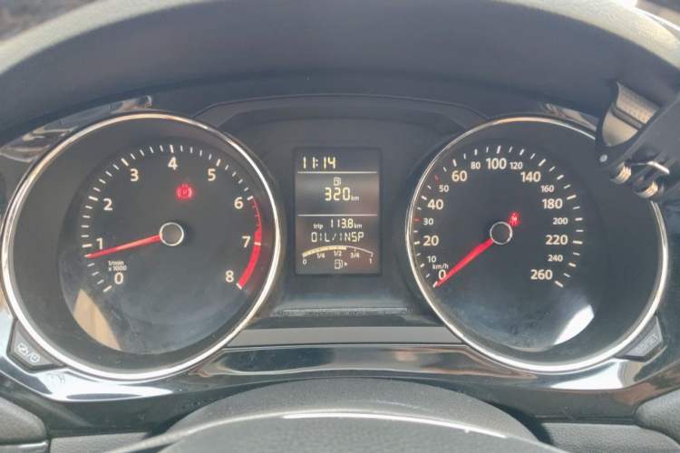 Used Volkswagen Sagitar 2015 1.6L Manual Comfort Model Instrument Cluster