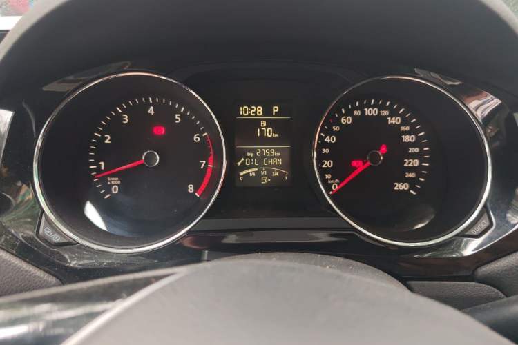 Used Volkswagen Sagitar 2015 1.6L Automatic Comfort Model Instrument Cluster
