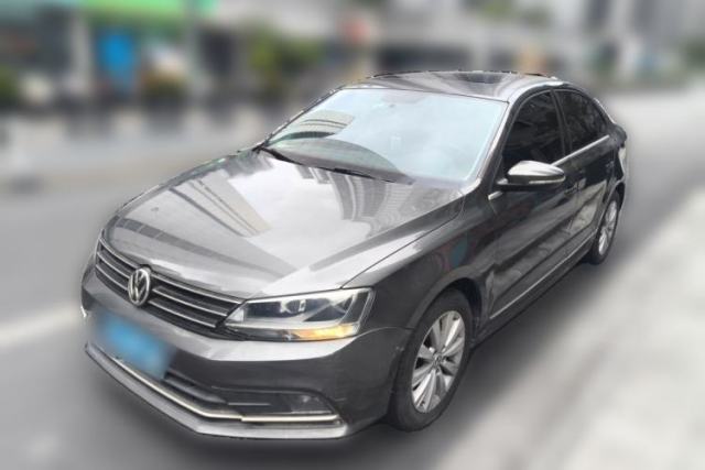 Używany Volkswagen Sagitar 2015 1.6L Automatic Fashion Model