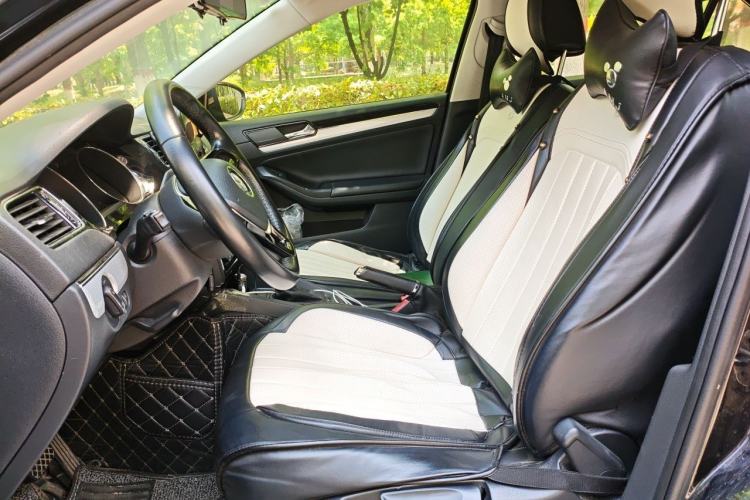 Used Volkswagen Sagitar 2015 1.6L Automatic Comfort Model Left Front Seat