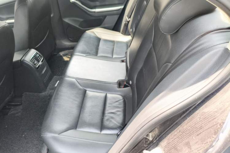 Used Volkswagen Sagitar 2015 1.6L Automatic Comfort Model Left Rear Seat