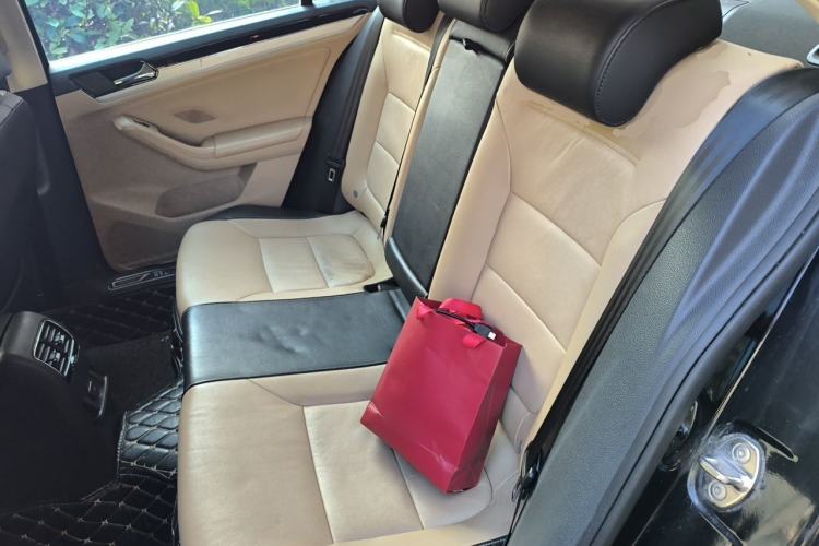 Used Volkswagen Sagitar 2015 1.6L Automatic Comfort Model Left Rear Seat