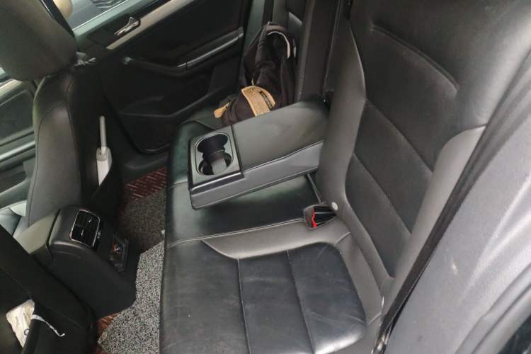 Used Volkswagen Sagitar 2015 1.6L Manual Comfort Model Left Rear Seat