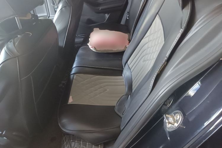 Used Volkswagen Sagitar 2015 1.6L Manual Comfort Model Left Rear Seat