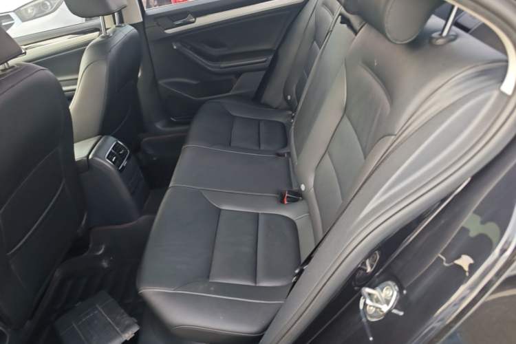 Used Volkswagen Sagitar 2015 1.6L Automatic Comfort Model Left Rear Seat