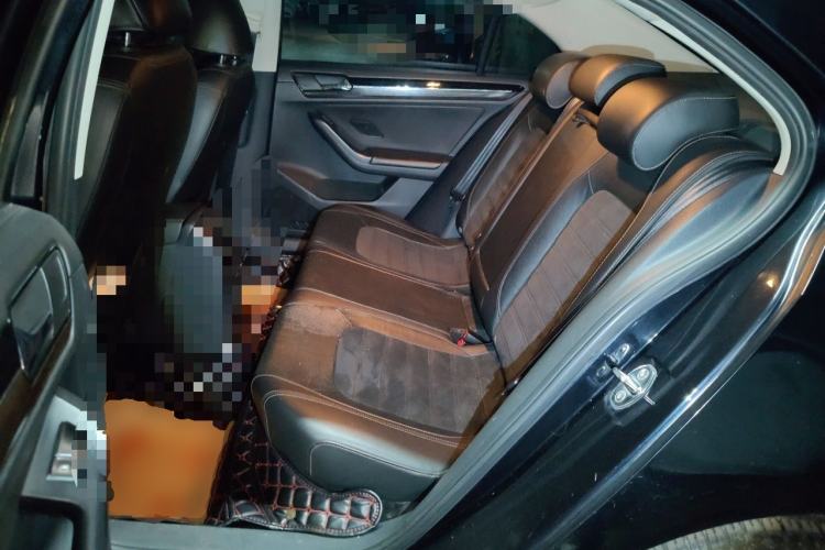 Used Volkswagen Sagitar 2015 230TSI Automatic Luxury Model Left Rear Seat