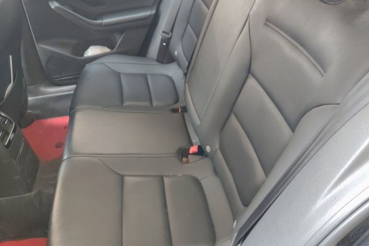 Used Volkswagen Sagitar 2015 1.6L Manual Comfort Model Left Rear Seat