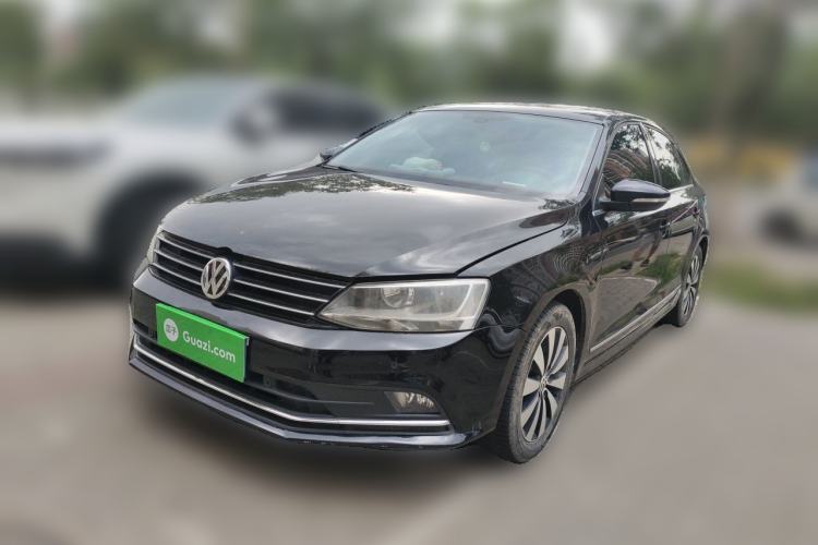 Used Volkswagen Sagitar 2015 230TSI Automatic Luxury Model Guazi used car, China used car export, Used car for sale, Used cars, Cheapest cars for sale