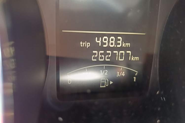 Used Volkswagen Sagitar 2015 1.6L Automatic Comfort Model Odometer Close Up