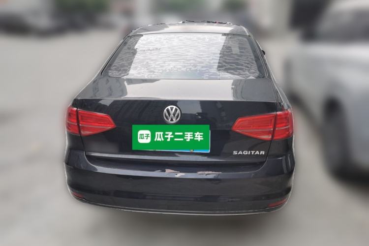 Used Volkswagen Sagitar 2015 1.6L Manual Comfort Model Rear