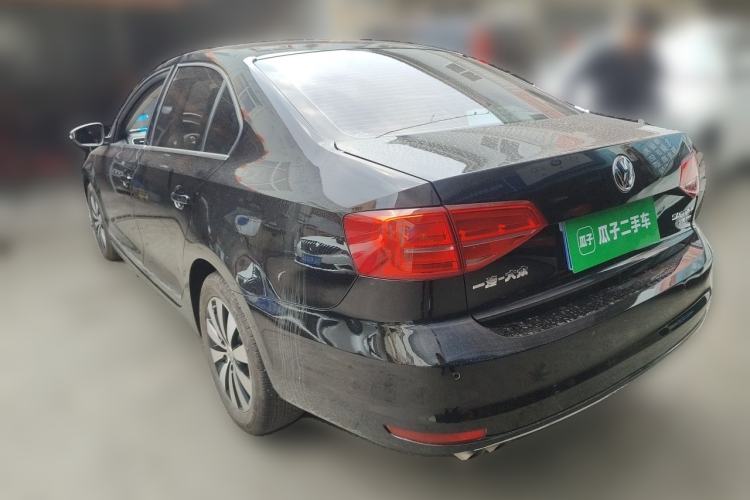Used Volkswagen Sagitar 2015 230TSI Manual Luxury Edition Rear Left 45 Deg