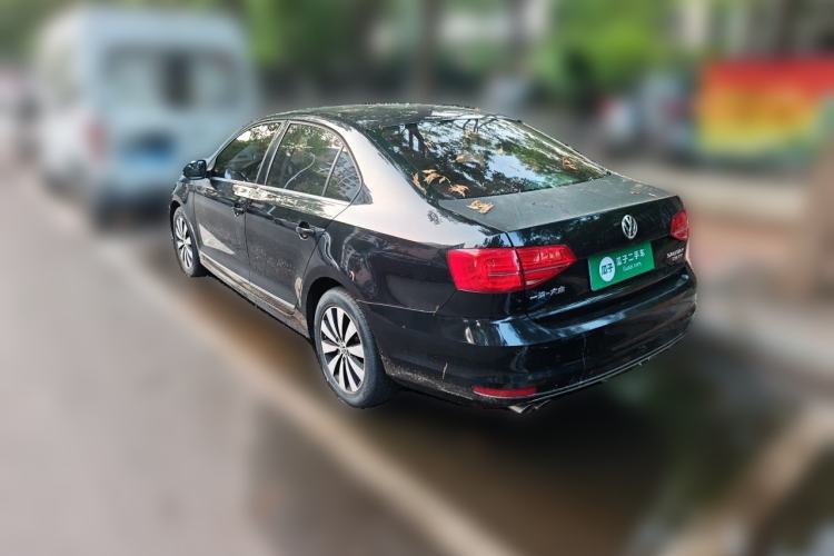Used Volkswagen Sagitar 2015 230TSI Manual Luxury Edition Rear Left 45 Deg