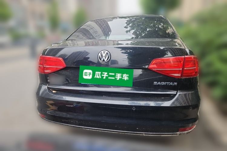 Used Volkswagen Sagitar 2015 1.6L Manual Comfort Model Rear