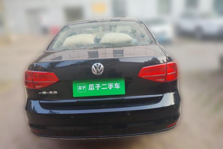 Used Volkswagen Sagitar 2015 1.6L Manual Comfort Model Rear
