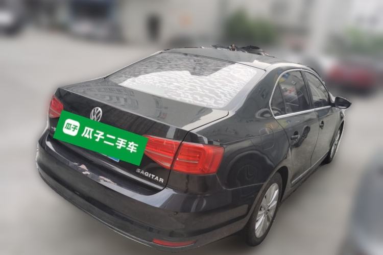 Used Volkswagen Sagitar 2015 1.6L Manual Comfort Model Rear Right 45 Deg