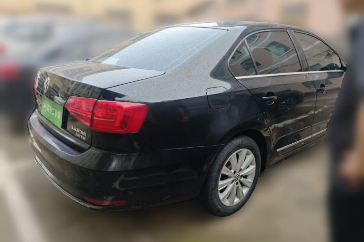 Used Volkswagen Sagitar 2015 1.6L Manual Comfort Model Rear Right 45 Deg