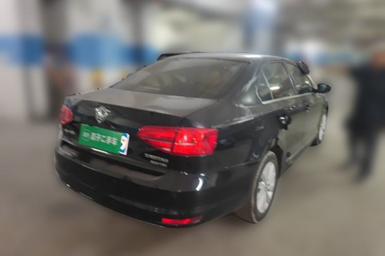 Used Volkswagen Sagitar 2015 230TSI Automatic Comfort Version Rear Right 45 Deg