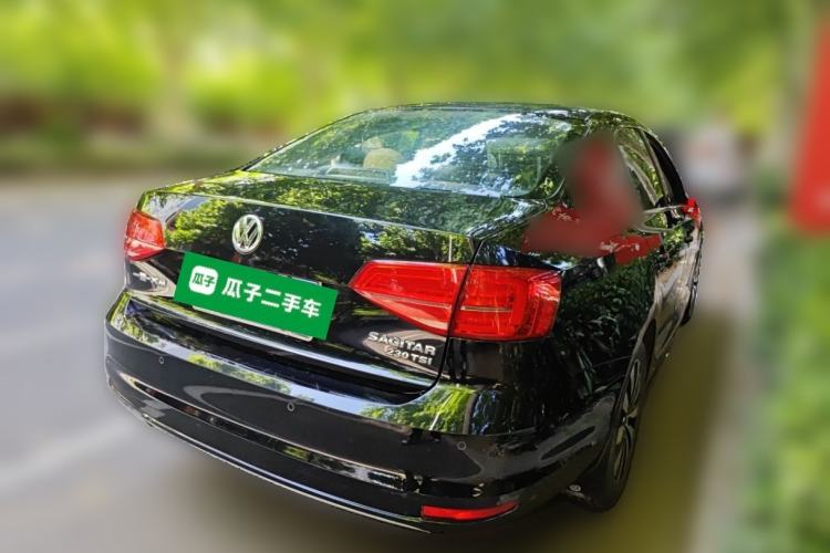 Used Volkswagen Sagitar 2015 230TSI Automatic Luxury Model Rear Right 45 Deg
