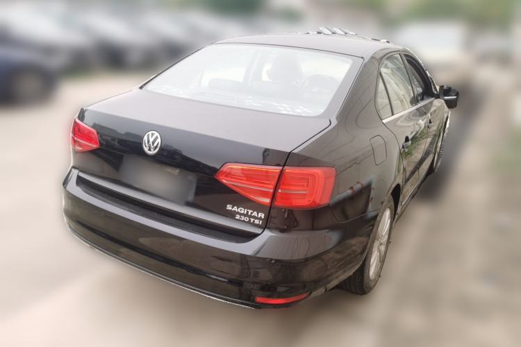Used Volkswagen Sagitar 2015 230TSI Automatic Comfort Version Rear Right 45 Deg