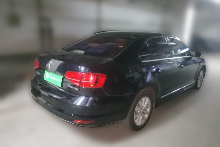 Used Volkswagen Sagitar 2015 1.6L Automatic Comfort Model Rear Right 45 Deg