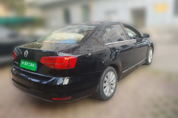 Used Volkswagen Sagitar 2015 1.6L Manual Comfort Model Rear Right 45 Deg