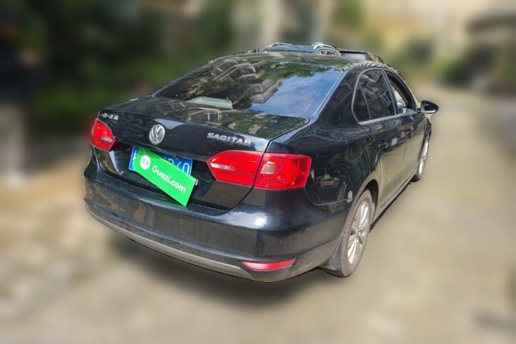 Used Volkswagen Sagitar 2015 1.6L Automatic Comfort Model Rear Right 45 Deg