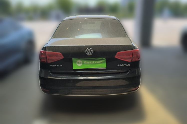 Used Volkswagen Sagitar 2015 1.6L Manual Comfort Model Rear