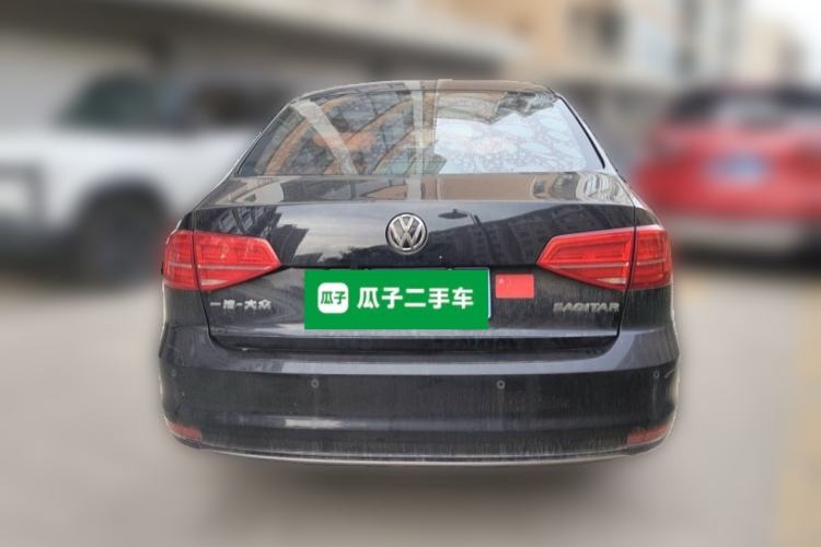 Used Volkswagen Sagitar 2015 1.6L Manual Comfort Model Rear