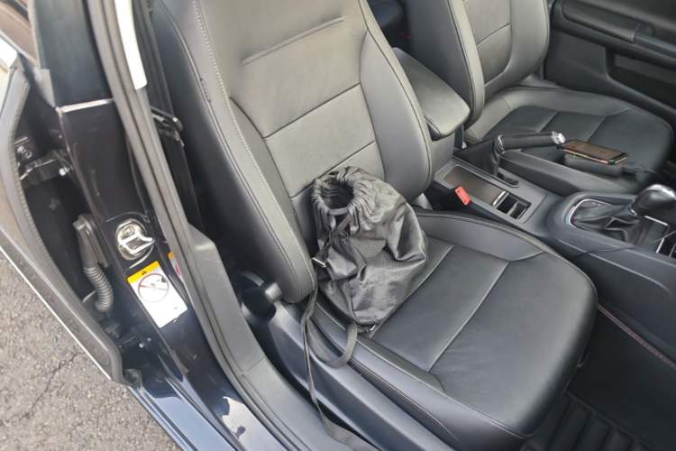 Used Volkswagen Sagitar 2015 1.6L Automatic Comfort Model Right Front Seat