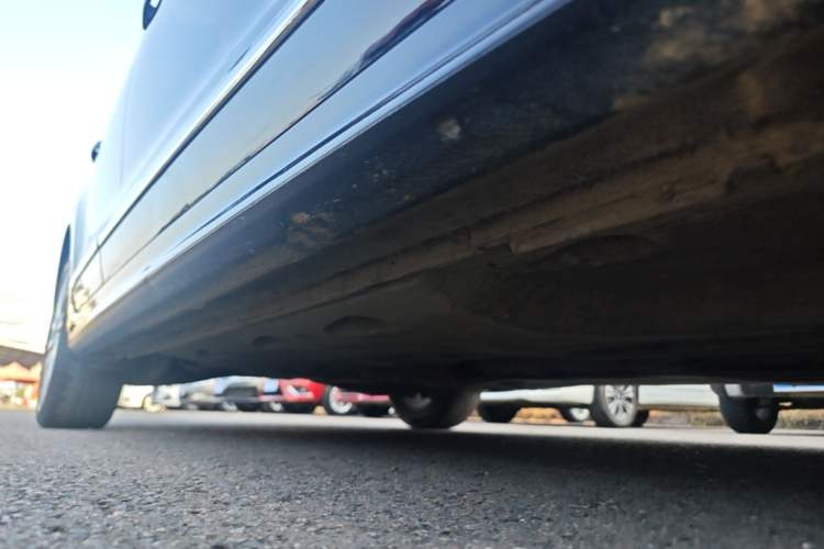 Used Volkswagen Sagitar 2015 1.6L Automatic Comfort Model Right Side Sill