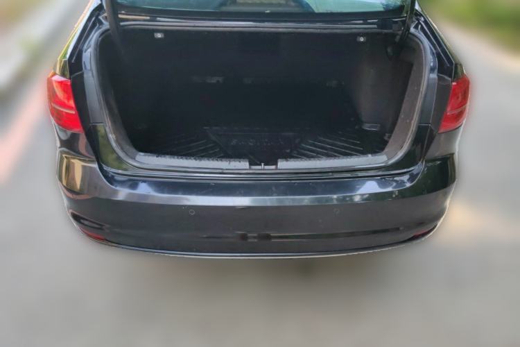 Used Volkswagen Sagitar 2015 1.6L Automatic Comfort Model Trunk
