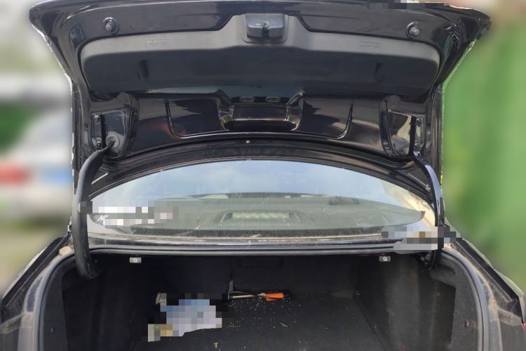Used Volkswagen Sagitar 2015 230TSI Automatic Comfort Version Trunk