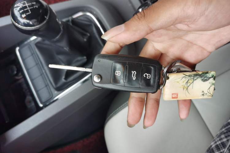 Used Volkswagen Sagitar 2015 1.6L Manual Comfort Model Vehicle Key