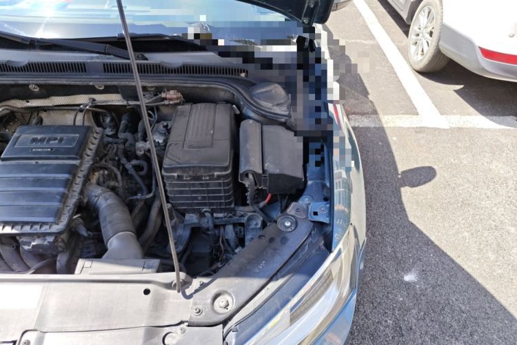 Used Volkswagen Sagitar 2015 1.6L Automatic Comfort Model Engine Bay Left