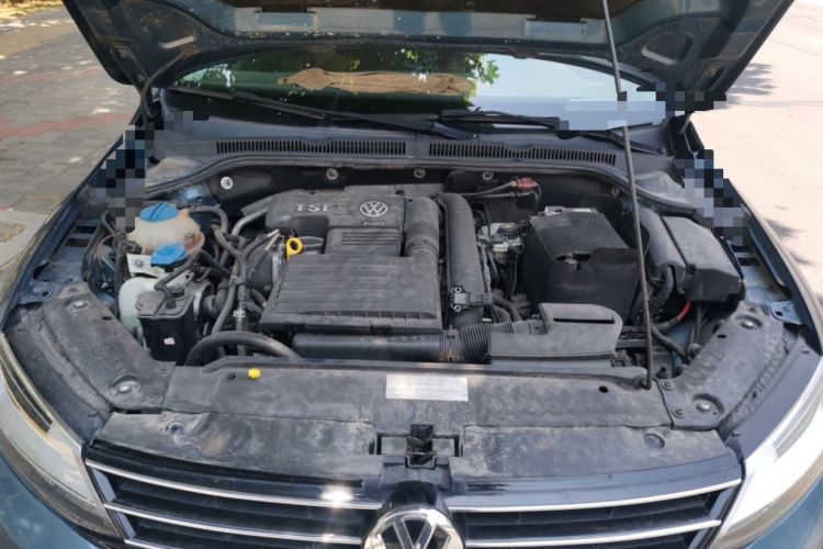 Used Volkswagen Sagitar 2015 230TSI Automatic Comfort Version Engine Bay