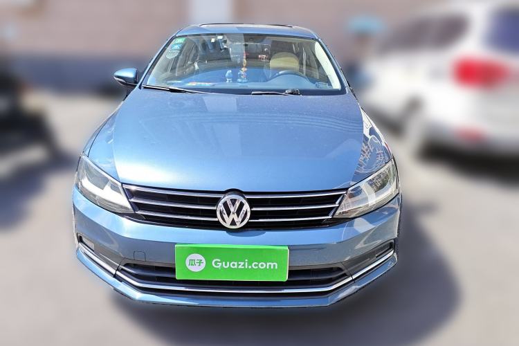 Used Volkswagen Sagitar 2015 1.6L Automatic Comfort Model Front