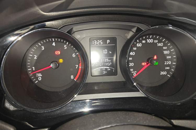 Used Volkswagen Sagitar 2015 1.6L Automatic Comfort Model Instrument Cluster