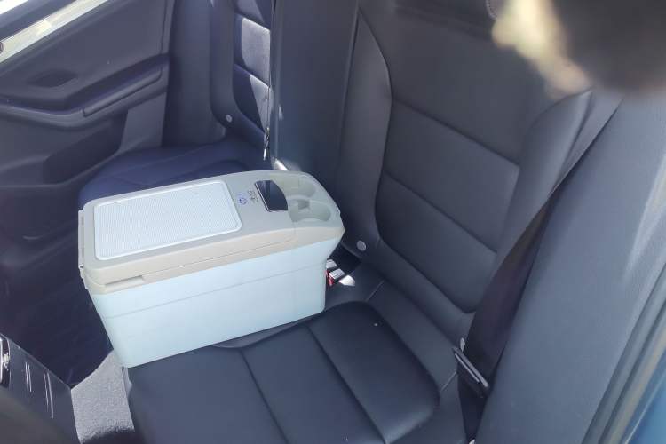Used Volkswagen Sagitar 2015 230TSI Automatic Comfort Version Left Rear Seat